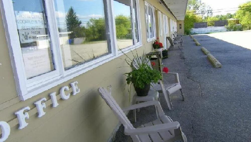Trans Canada Motel & Restaurant Dryden Dış mekan fotoğraf
